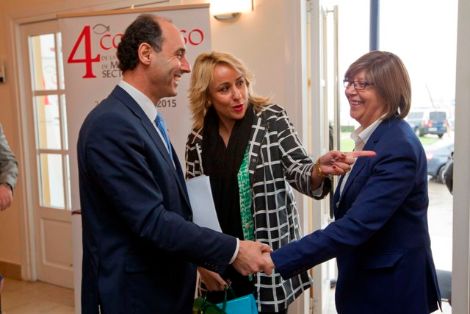De izq. a dcha. Ignacio Diego Palacios, Presidente de Cantabria; Blanca Martínez Gómez, Consejera de Ganadería, Pesca y Desarrollo Rural de...