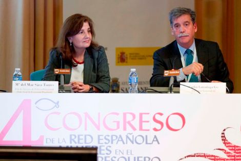 Mª del Mar Sáez, Jefa de Servicio de Política Horizontal de la Subdirección Gral. de Economía Pesquera, y Carlos Larrañaga, Director Gral. de...