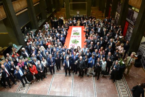 Hoy, en la clausura del 40 aniversario de la Federación española del Vino (FEV) 