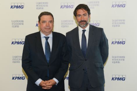 Hoy, en la presentación de un informe de KPMG sobre la gastronomía en la economía española