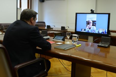 En sendas reuniones celebradas hoy, por videoconferencia 