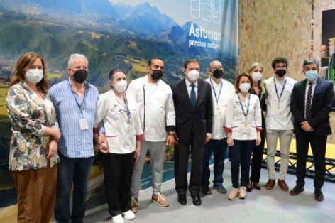 DURANTE SU VISITA A LA FERIA “MADRID FUSIÓN-ALIMENTOS DE ESPAÑA 