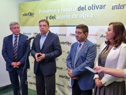 HOY, EN LA JORNADA NACIONAL “PRESENTE Y FUTURO DEL OLIVAR Y DEL ACEITE DE OLIVA”, CELEBRADA EN JAÉN 
