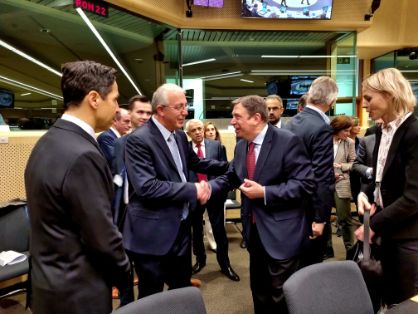 Hoy, en el Consejo de Ministros de Agricultura y Pesca de la Unión 
Europea, en Bruselas