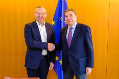 Visita del ministro Luis Planas al Parlamento Europeo  