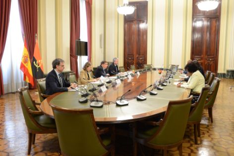 En una reunión mantenida hoy en la sede del ministerio 