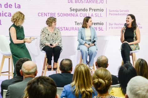 Hoy, en la entrega de los XIV Premios de Excelencia a la Innovación para Mujeres Rurales 